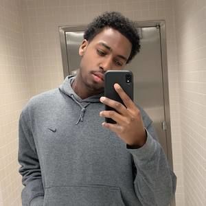 Meet your Posher, Erick